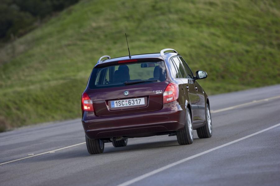  Skoda Fabia Combi 2010 года  (фото 18 из 25)